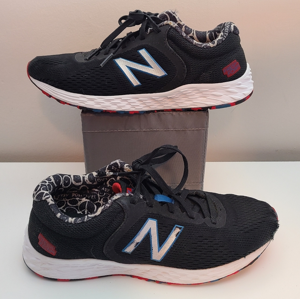 New Balance Arishi 'Black Oxygen Blue' - women's size 6.5 Running